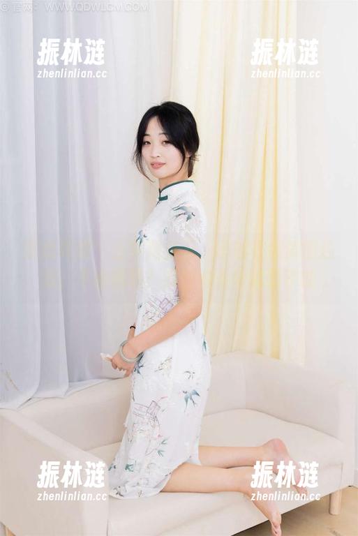 物恋传媒 - 正午阳光下，嘟嘟在线美图连连，不怕晒吗？我只怕看得欲罢不能