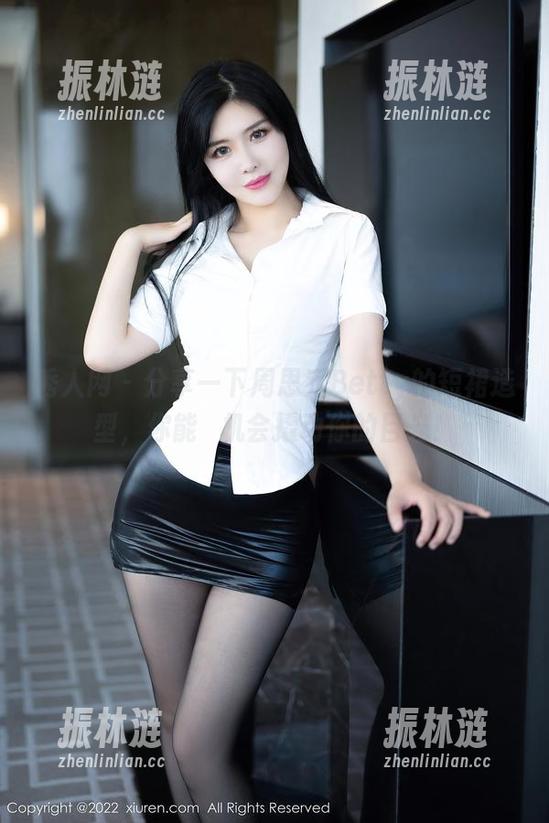 秀人网-周思乔Betty 秀人网 - 分享一下周思乔Betty的短裙造型,你能岀机会撬动你的目光!