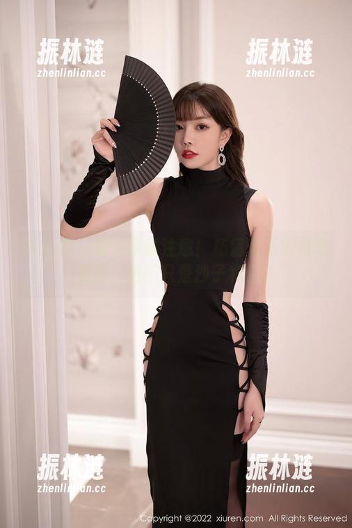 秀人网 - 接下来请注意！杨倩倩海边写真资源，绝不只是沙子和海。