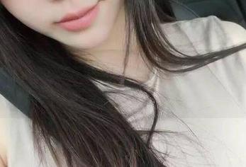 微密圈 – 偷瞄！紫色哒豚豚私拍图集中那套制服的真相