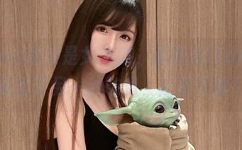 婚纱cos本来是女神范，腐团儿Ikaros却玩出了另一种味道，赶紧下载！