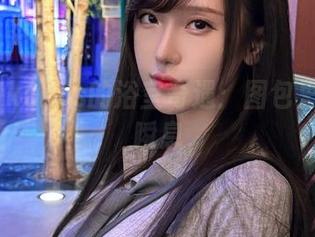 腐团儿Ikaros的浴室奇遇：图包里的微妙瞬息