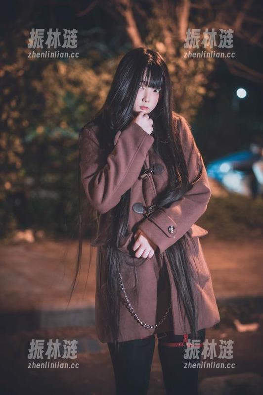 连衣裙的高能时刻，落落Raku的原图合集开启了新的一天！