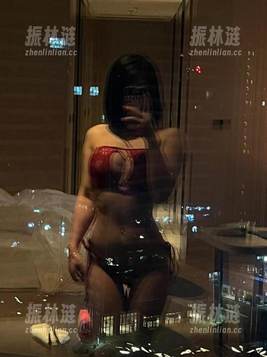 微密圈 - 天使降临？詹詹的图包让人不敢想象…