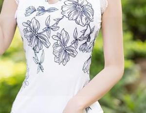 语画界 – 看王馨瑶yanni如何在夏日的原图中化身‘凉风使者’，我也想知道她的光源在哪！