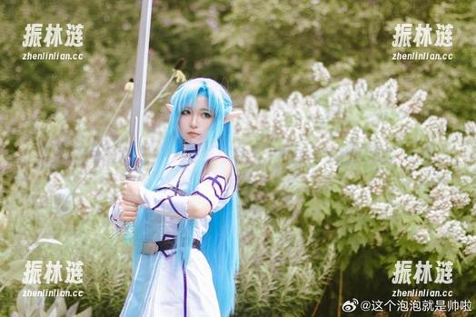 这个泡泡就是逊啦的兔女郎写真集，真的只有我被迷住了吗？