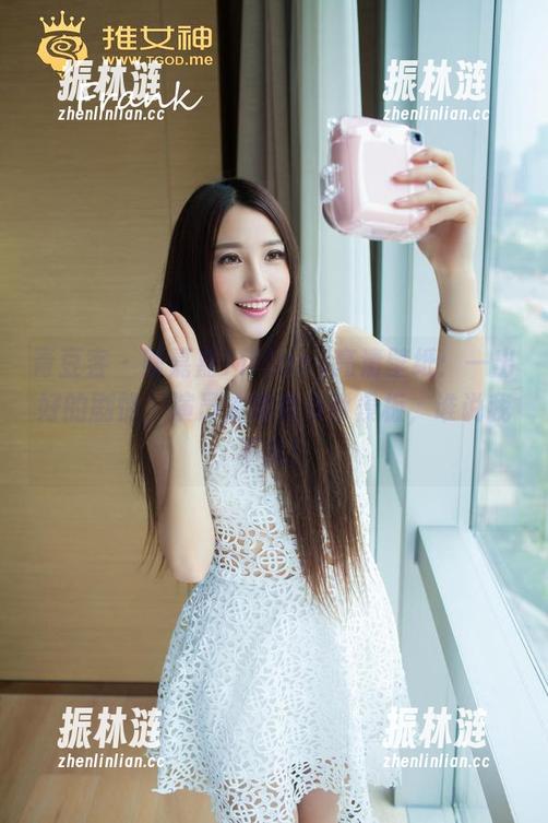 青豆客-陈嘉嘉Tiffany 青豆客 - 陈嘉嘉Tiffany高清壁纸:一出好的剧情,演员才需要点背景板,谁说我不能!