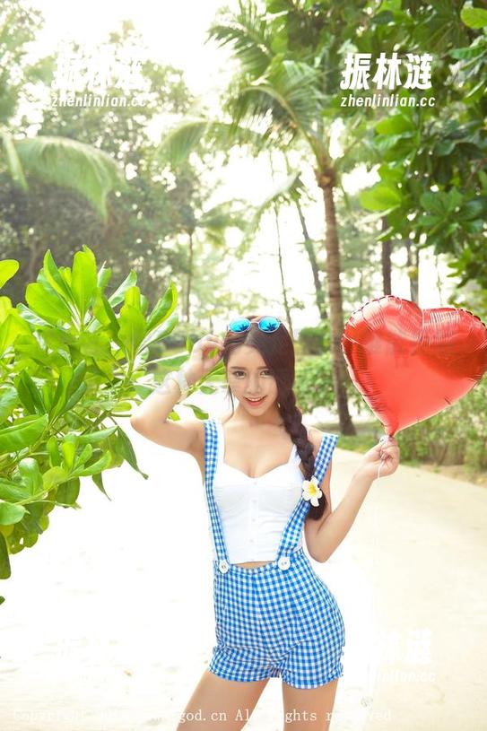青豆客 - 雪Baby的美足图集：谁能拒绝这种无辜的诱惑？