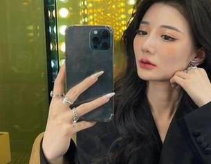 微密圈 – 图片里的黎允熙baby，修女的长腿藏了多少小心思，你能猜到吗？